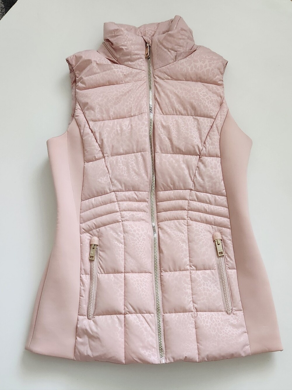 ​Michael Kors Pink Subtle Leopard Puffer Vest Gold Hardware S